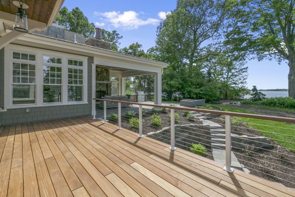 Deck Installation in Los Angeles