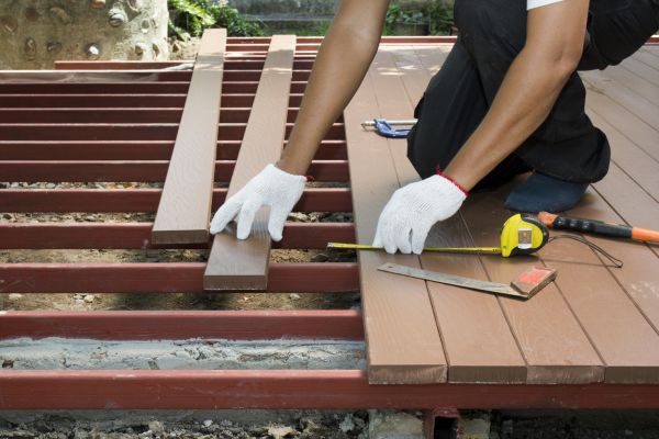 Cost of Custom Deck Installation in Los Angeles
