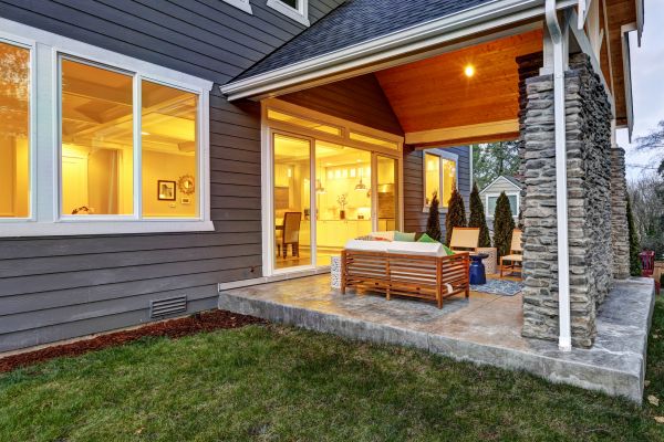 Cost of Back Porch Construction in Los Angeles