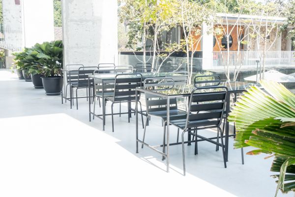 Cost of Commercial Deck Installation in Los Angeles
