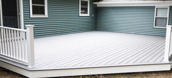 Cost of Vinyl Decking Installation in Los Angeles