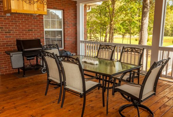 Cost of Residential Deck Installation in Los Angeles