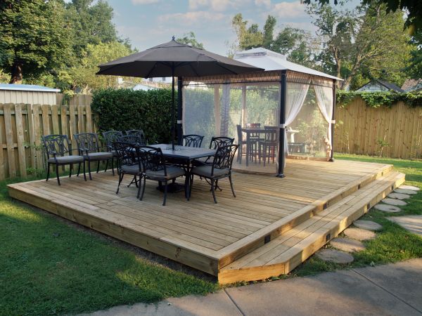 Platform Deck Construction in Los Angeles